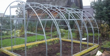 Cadre de serre prêt à l'emploi à partir d'un tuyau profilé