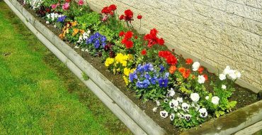 Comment choisir un design pour décorer un parterre de fleurs