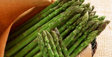 Asperges en mains